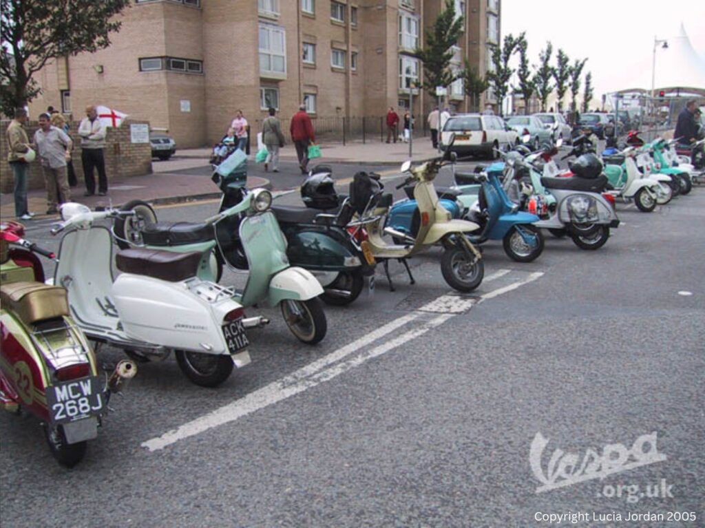 Cloud 9 scooter club in Southport 2005